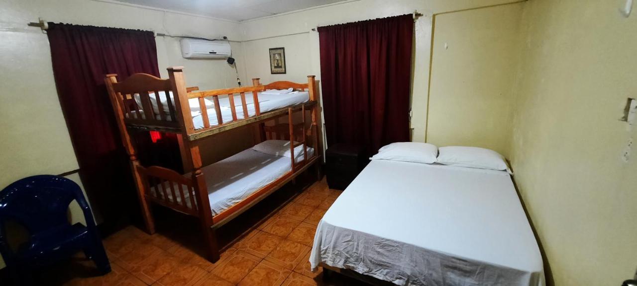 Tropical Dreams Hostel South End 外观 照片