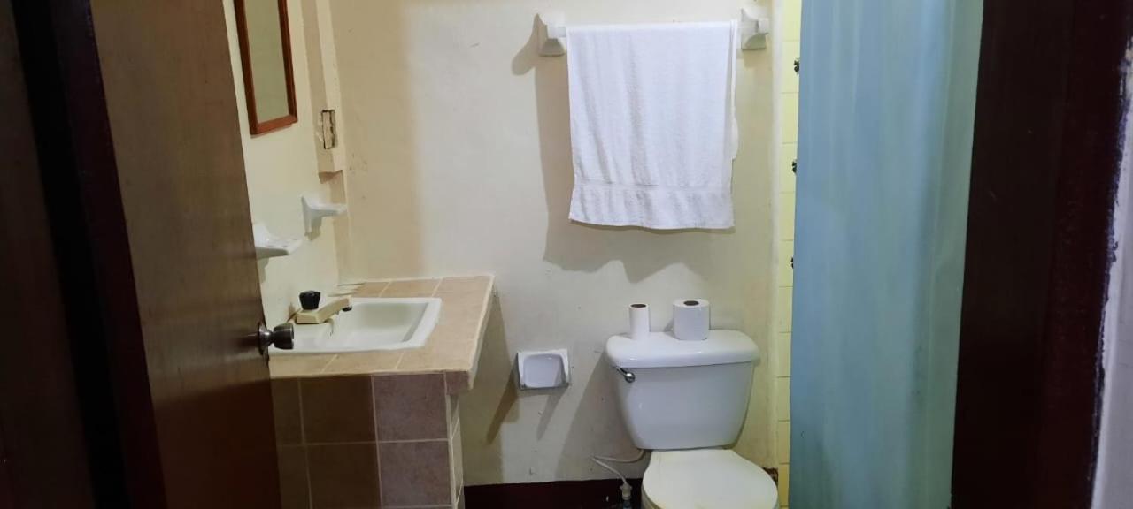 Tropical Dreams Hostel South End 外观 照片